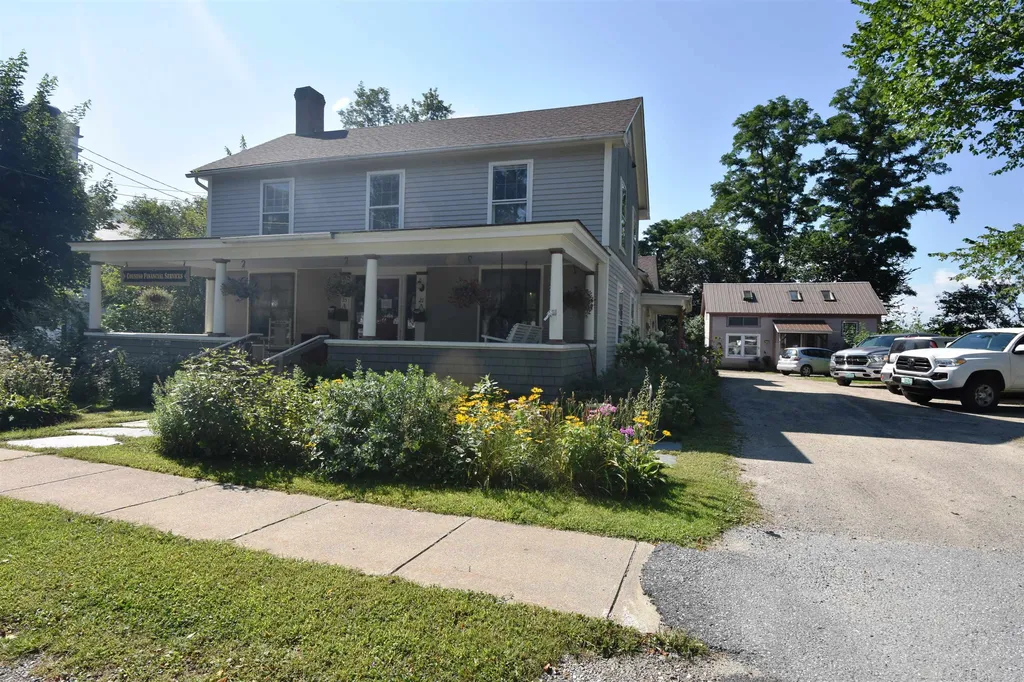 23 West Street Bristol VT 05443