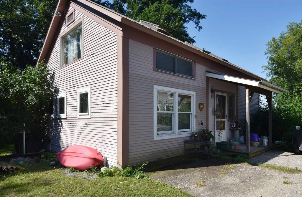 23 West Street Bristol VT 05443