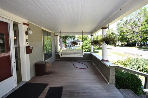 23 West Street Bristol VT 05443