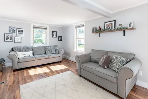 102 Washington Street Rochester NH 03867