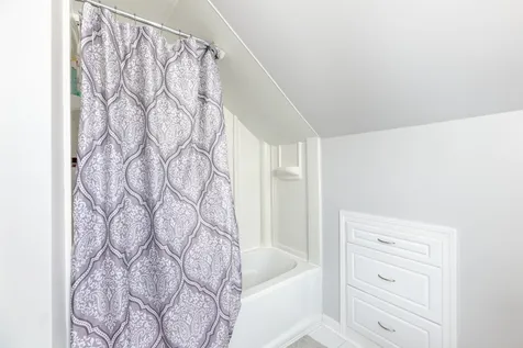 102 Washington Street Rochester NH 03867