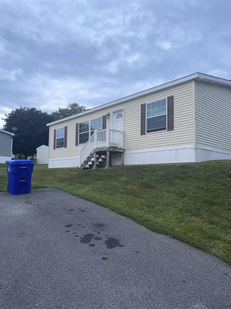 8 Aster Drive Tilton NH 03276