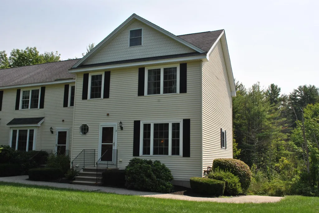 2 Trestle Way Dover NH 03820