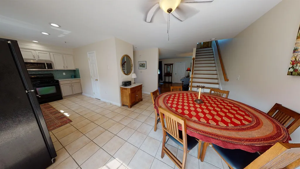 2 Trestle Way Dover NH 03820