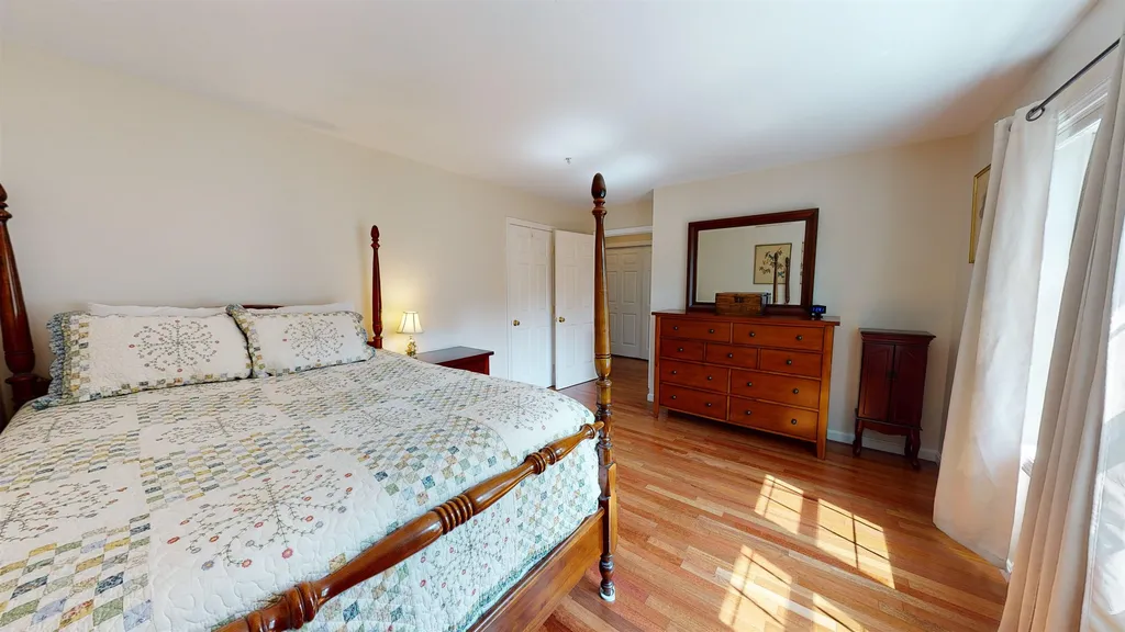 2 Trestle Way Dover NH 03820