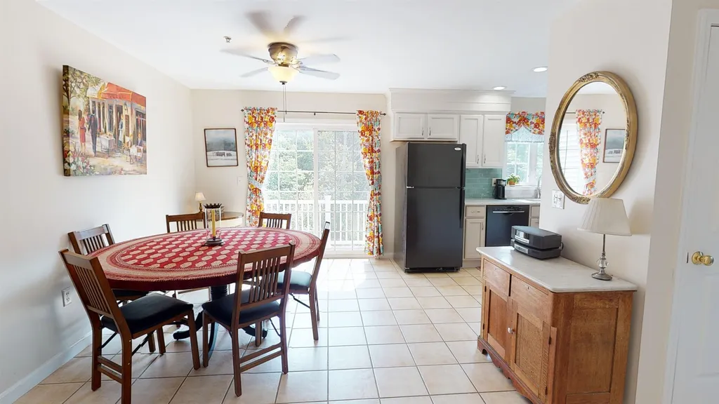 2 Trestle Way Dover NH 03820