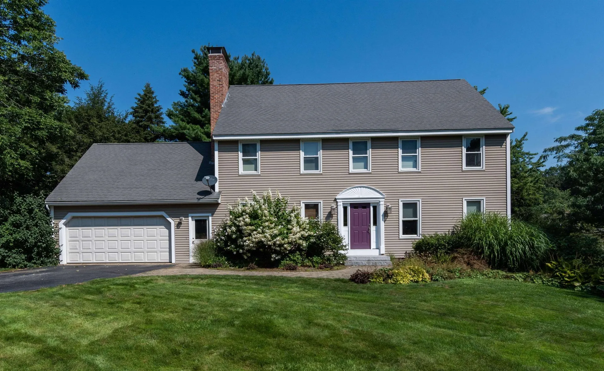15 Lansing Drive Nashua NH 03062