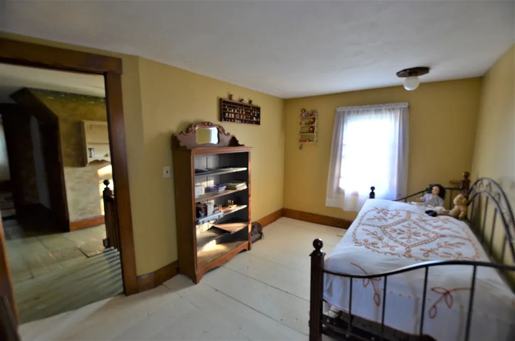 649 Forest Road Greenfield NH 03047