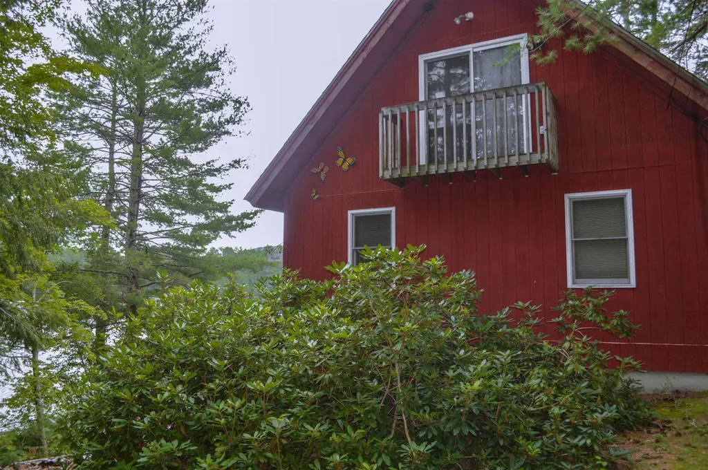 47 Town Beach Road Winchester NH 03470