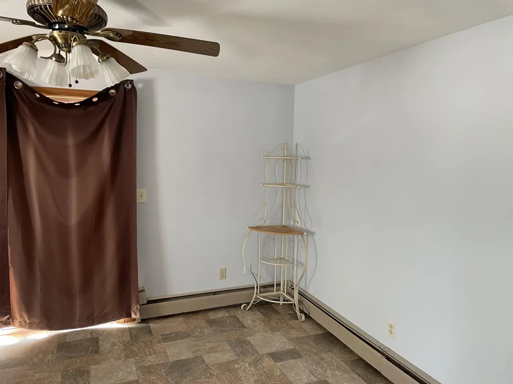 30 W Rosedale Avenue Manchester NH 03103