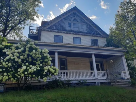 40 Atkinson Street Rockingham VT 05101