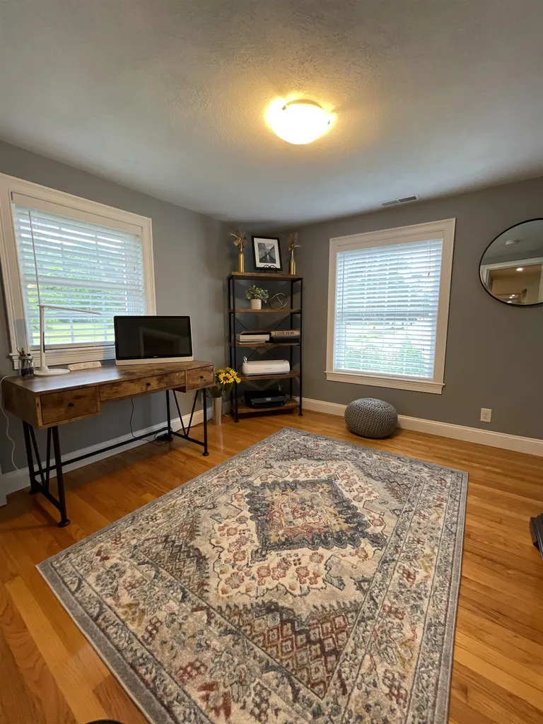 74 Millville Street Salem NH 03079