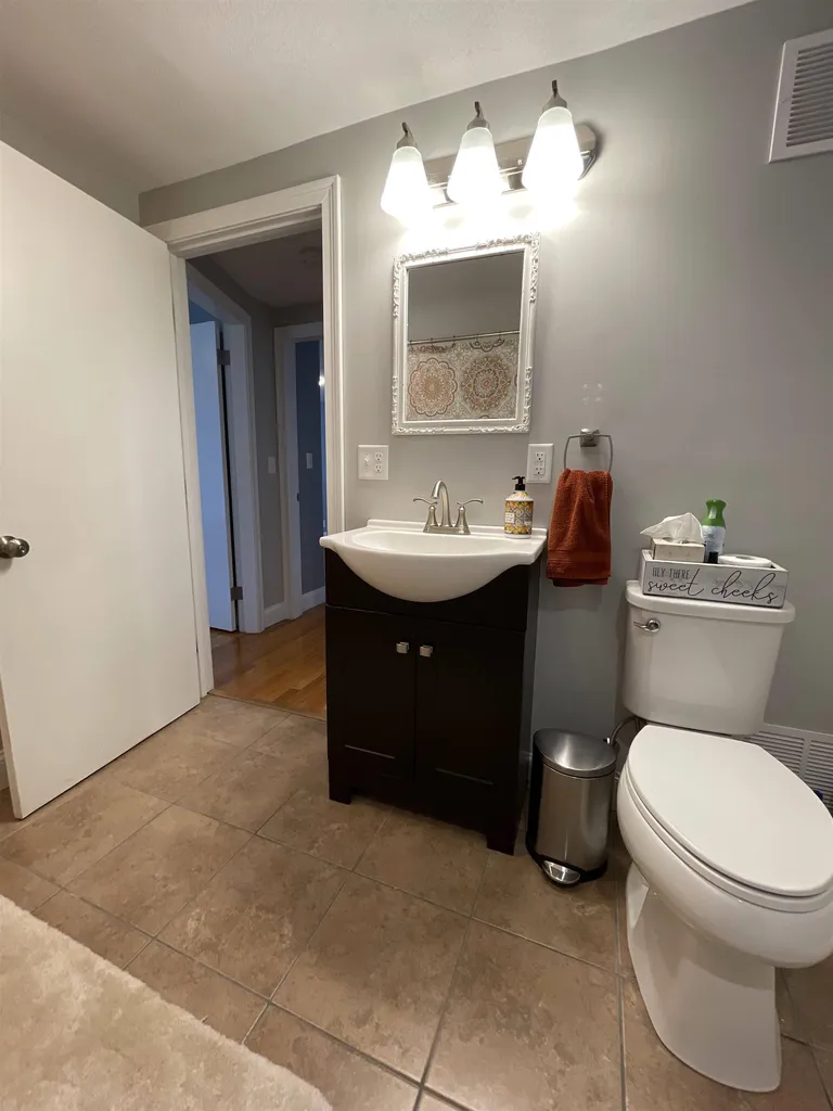 74 Millville Street Salem NH 03079