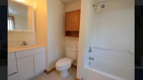 12 Quincy Street Nashua NH 03060
