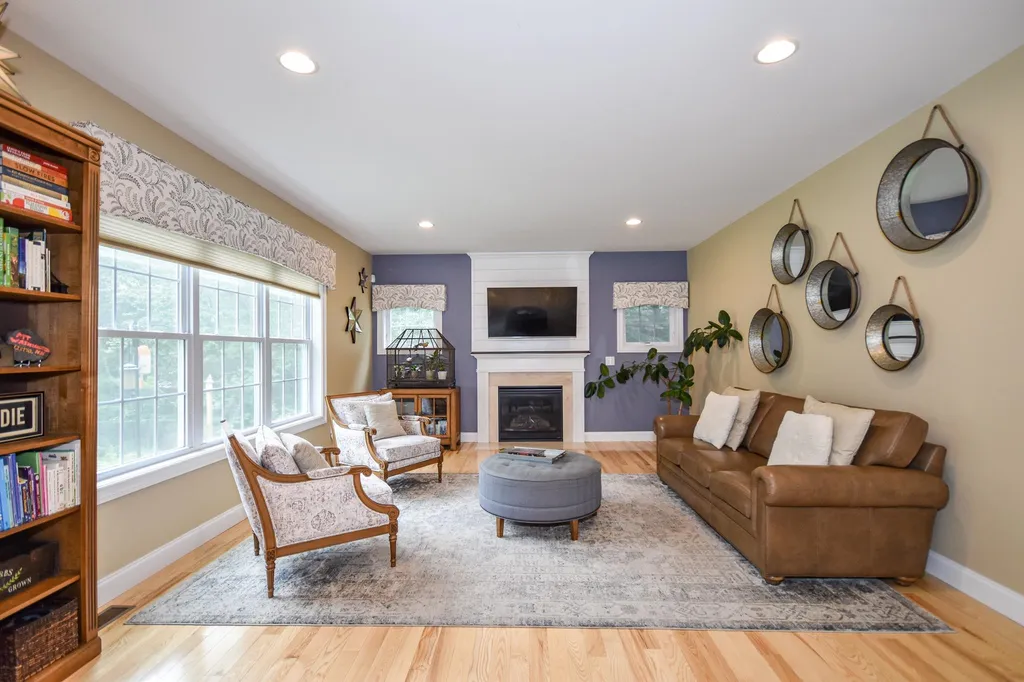 136 Boxwood Lane Dover NH 03820