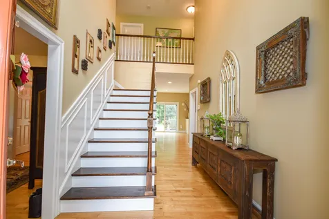 136 Boxwood Lane Dover NH 03820