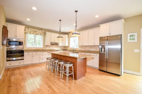 136 Boxwood Lane Dover NH 03820