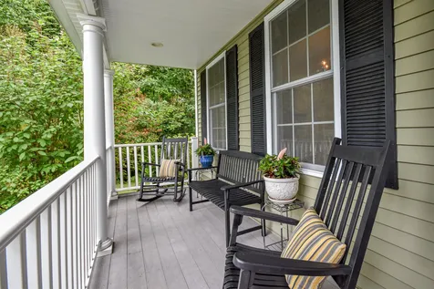 136 Boxwood Lane Dover NH 03820