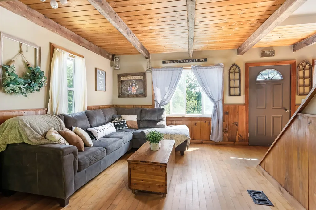 711 Northfield Road Roxbury VT 05669
