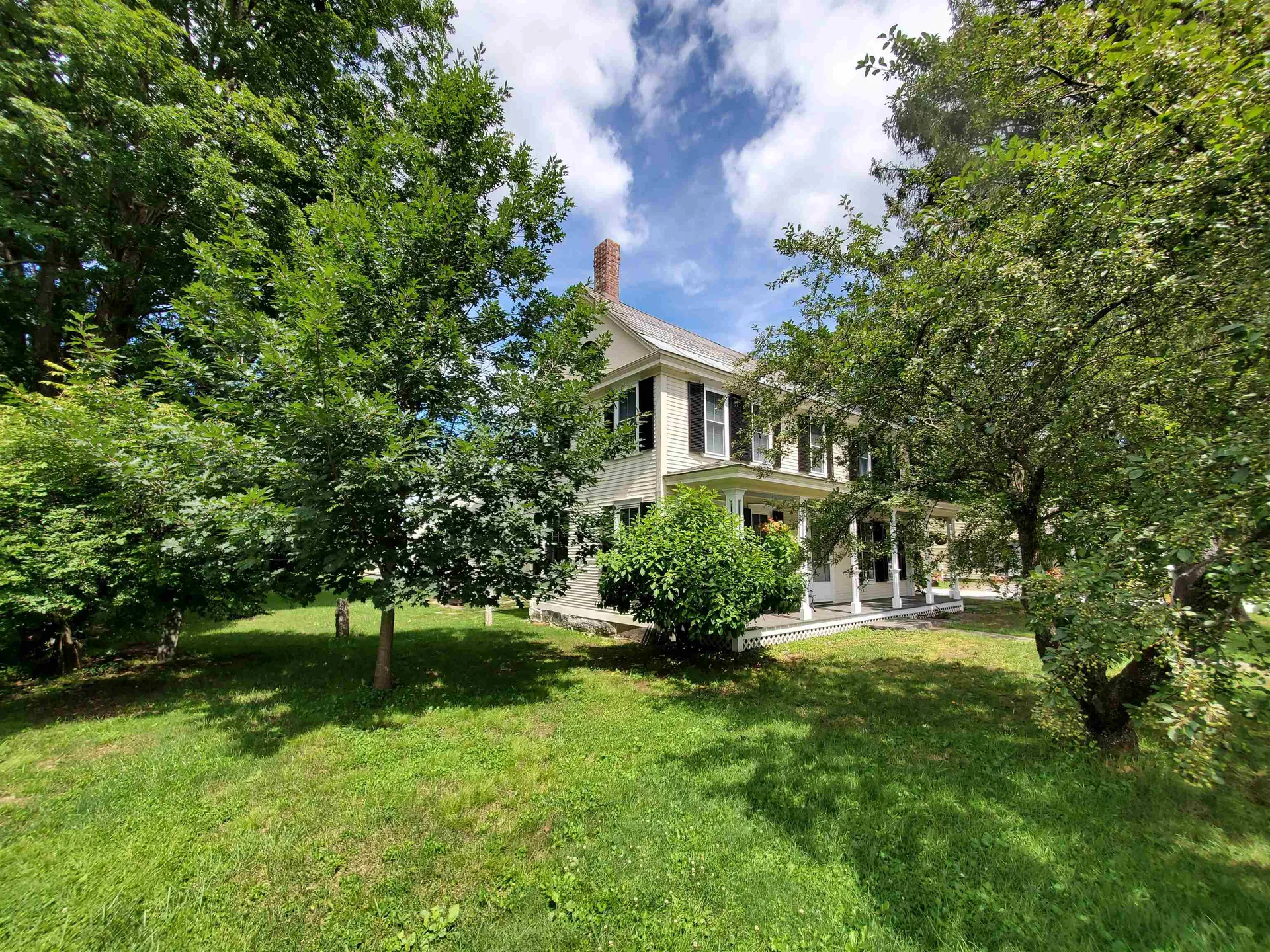 372 Main Street Chester VT 05143