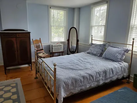 372 Main Street Chester VT 05143