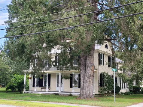 372 Main Street Chester VT 05143