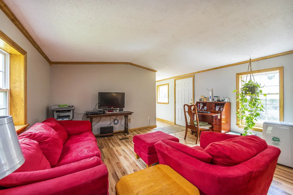 10 Roland Drive Allenstown NH 03275