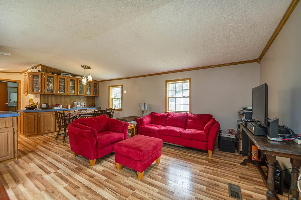 10 Roland Drive Allenstown NH 03275