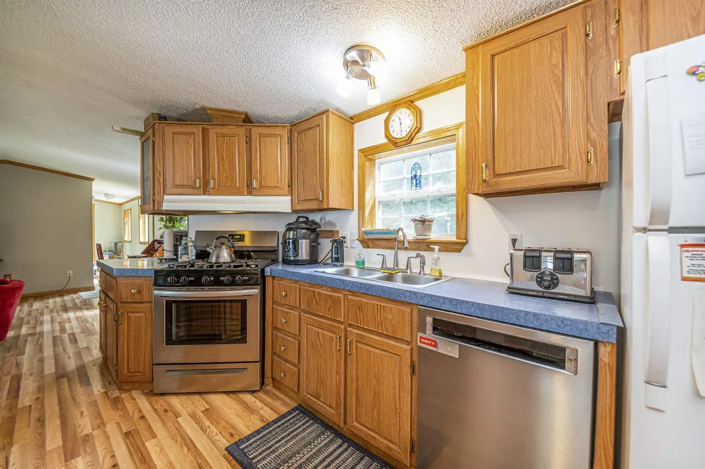 10 Roland Drive Allenstown NH 03275
