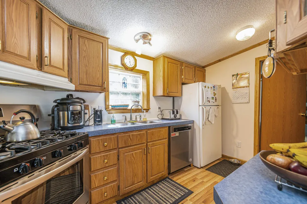 10 Roland Drive Allenstown NH 03275
