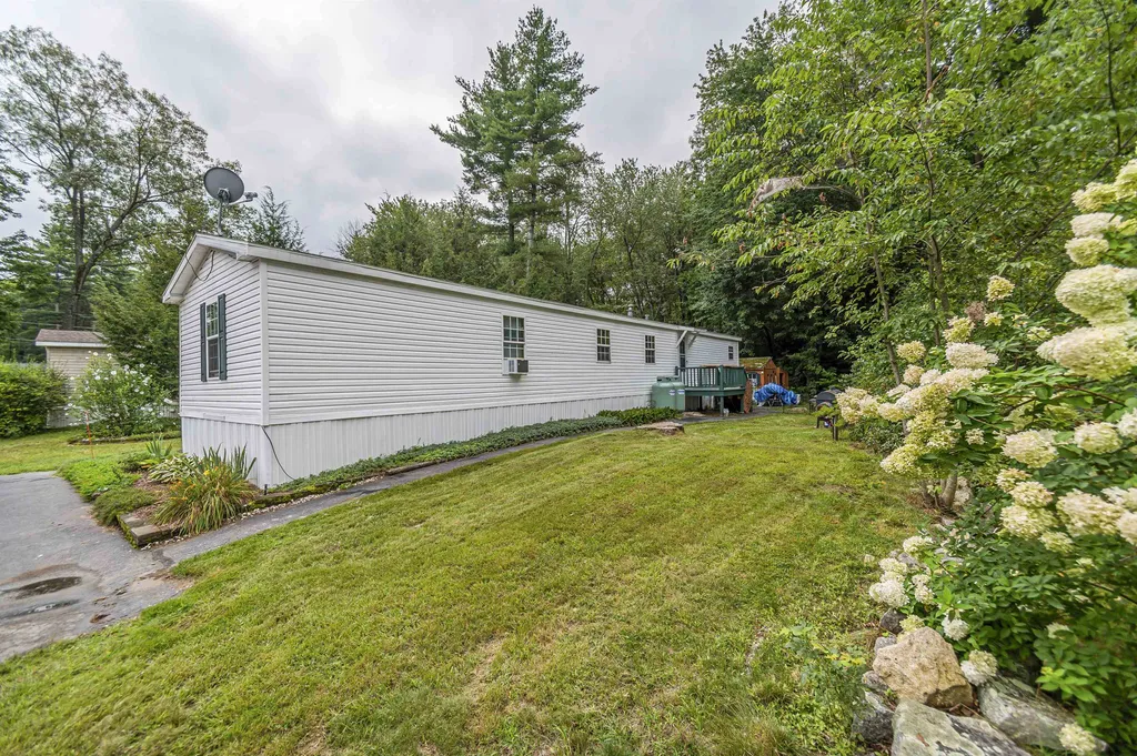 10 Roland Drive Allenstown NH 03275