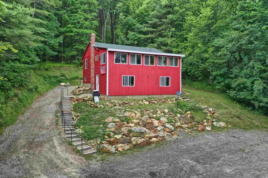 28 Monomonac Terrace Rindge NH 03461