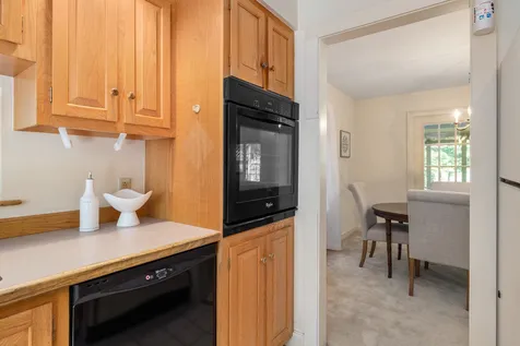 55 Peninsula Drive Stratham NH 03885