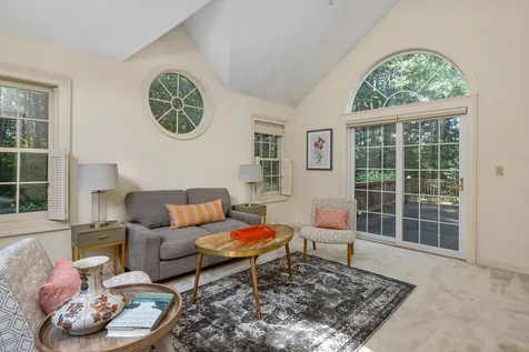 55 Peninsula Drive Stratham NH 03885