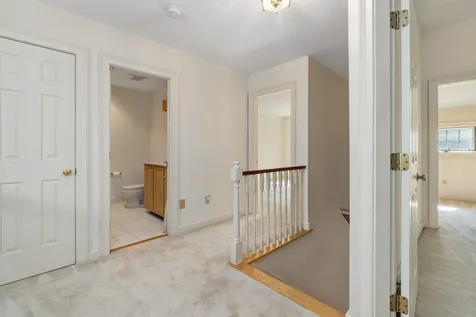 55 Peninsula Drive Stratham NH 03885