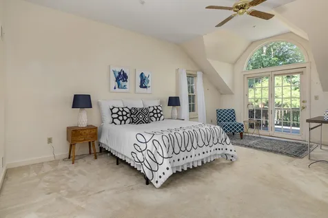 55 Peninsula Drive Stratham NH 03885