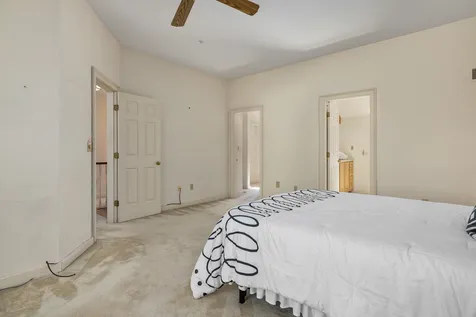 55 Peninsula Drive Stratham NH 03885