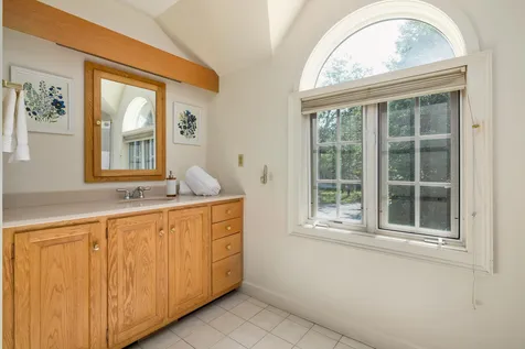 55 Peninsula Drive Stratham NH 03885