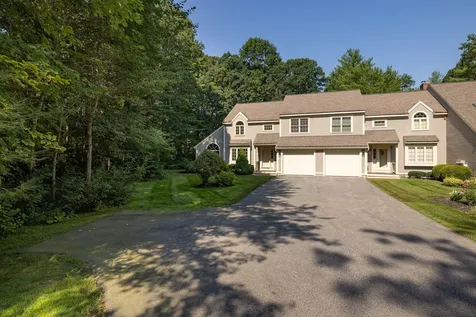 55 Peninsula Drive Stratham NH 03885