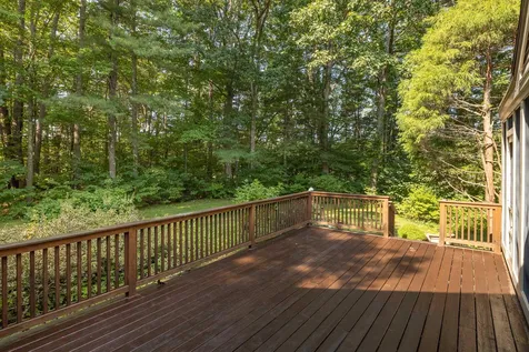 55 Peninsula Drive Stratham NH 03885