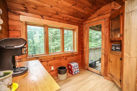 17 Seagroves Street Wilton NH 03086