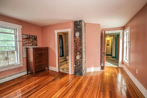 17 Seagroves Street Wilton NH 03086