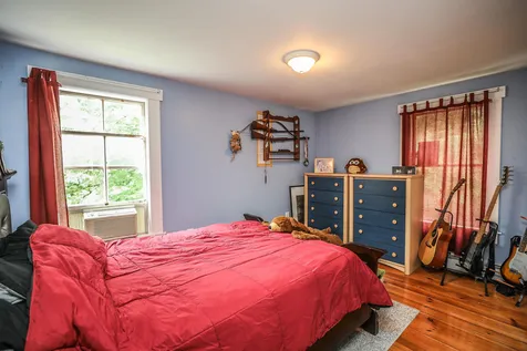 17 Seagroves Street Wilton NH 03086