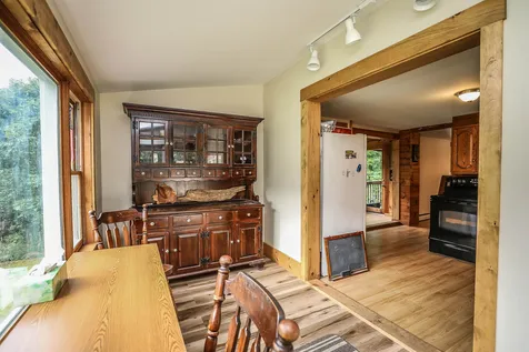 17 Seagroves Street Wilton NH 03086