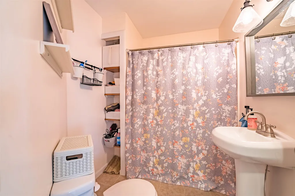 225 Richmond Road Hinesburg VT 05461