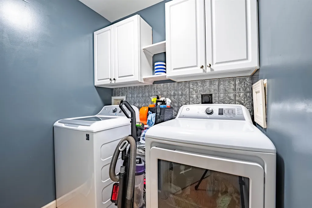 225 Richmond Road Hinesburg VT 05461