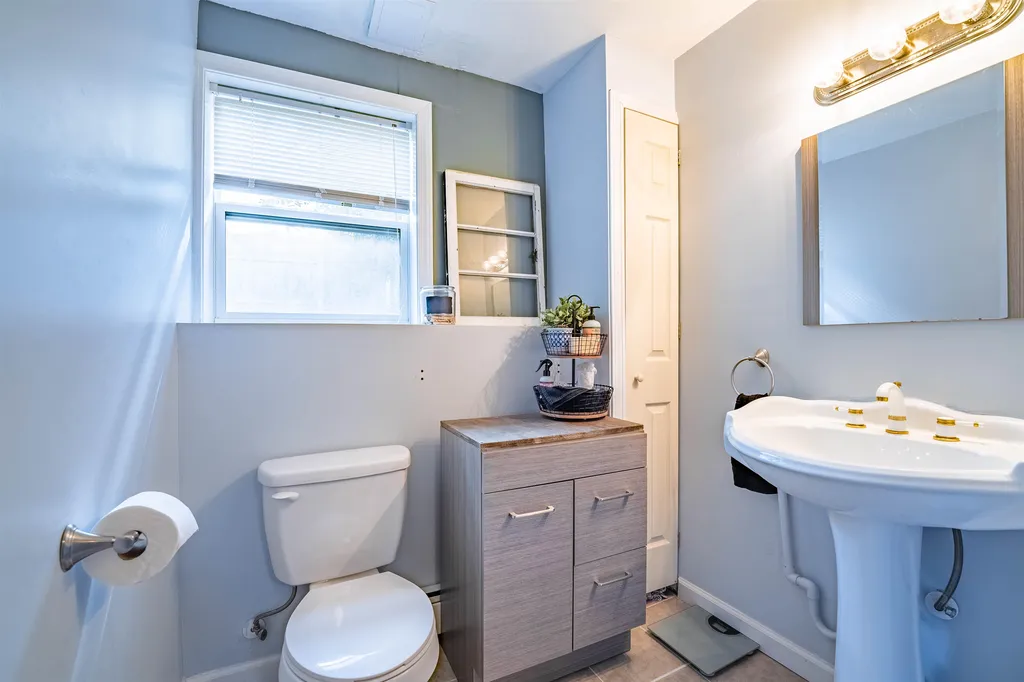 225 Richmond Road Hinesburg VT 05461
