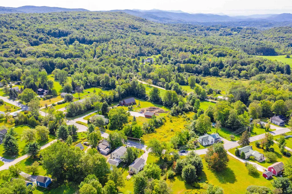 225 Richmond Road Hinesburg VT 05461
