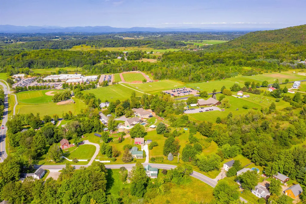 225 Richmond Road Hinesburg VT 05461