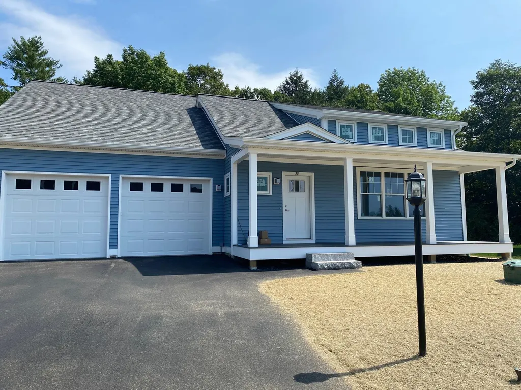 38 Dogwood Circle Lebanon NH 03784